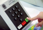 Eleitores voltam às urnas neste domingo