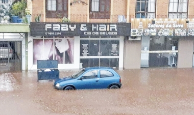 Chuva traz alagamentos e prejuízos