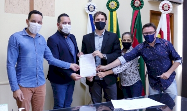 PREFEITURA DE TRÊS DE MAIO RENOVA CONVÊNIO COM O HSVP