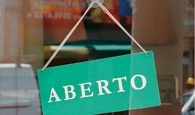 Governo do Estado deve anunciar hoje novos protocolos e a reabertura do comércio