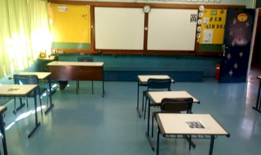 Mais profissionais de Educação  para suprir a demanda das  escolas municipais
