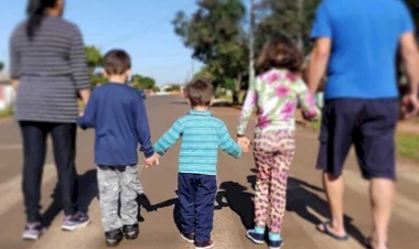 Família acolhedora é alternativa a abrigos