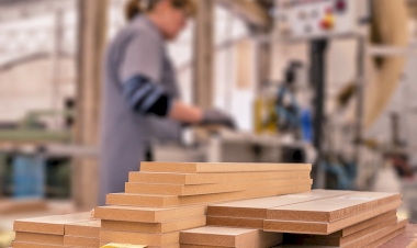 Três de Maio cria 77 postos de trabalho em outubro