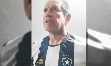 A poeira nas chuteiras de Nena
