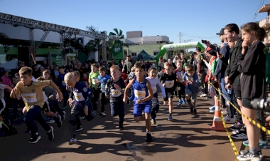 Sicredi Confiança reúne cerca de mil atletas na 4ª Rústica e 1ª Meia Maratona