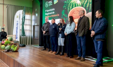 Seminário regional reúne especialistas e produtores para debater a cadeia produtiva do melão e da melancia