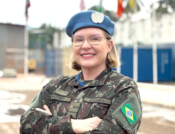 Três-maiense em missão de paz na África: a trajetória  da major médica Joanine  Girardi Kettner na ONU
