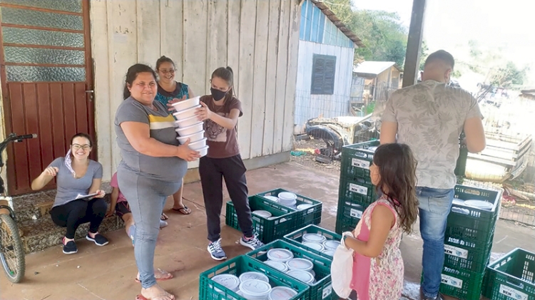 Amor ao próximo em forma de marmita