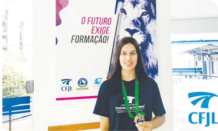 Estudante do CFJL  alcança destaque  nacional com pesquisa  sobre biopolímeros