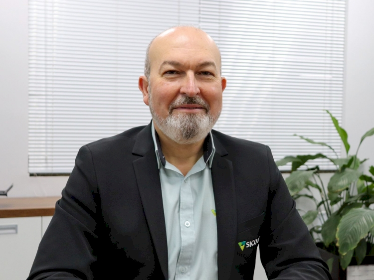 Márcio Schmitt é o novo presidente do Sicoob Credial