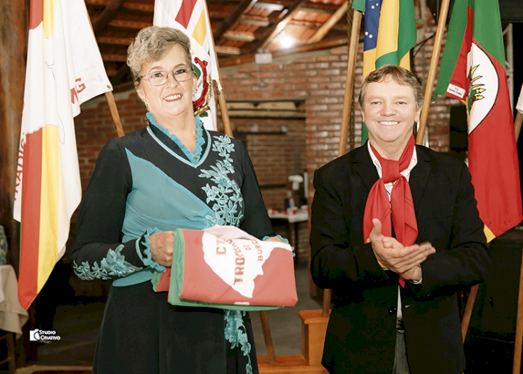 Empossada nova patronagem do  CTG Tropeiros do Buricá