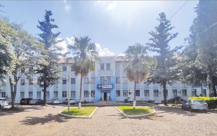 Matrículas na rede estadual de ensino de Três de Maio têm queda de 46% em uma década