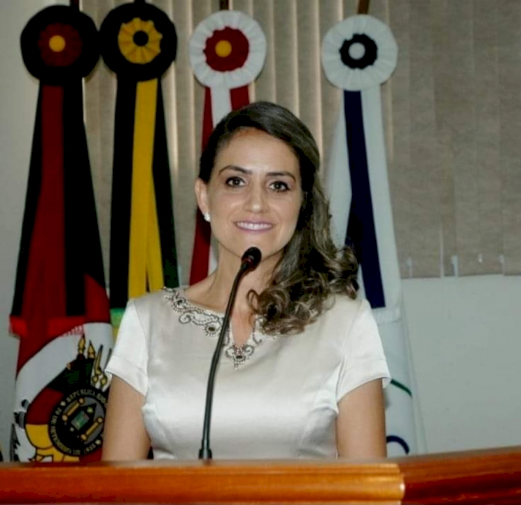 Gilcéia Rolim deixa o Progressistas e assume presidência do PL