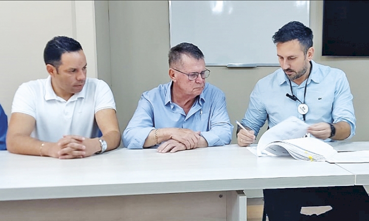 Executivo Municipal assina ordem de início das obras e faz votação para escolha do nome