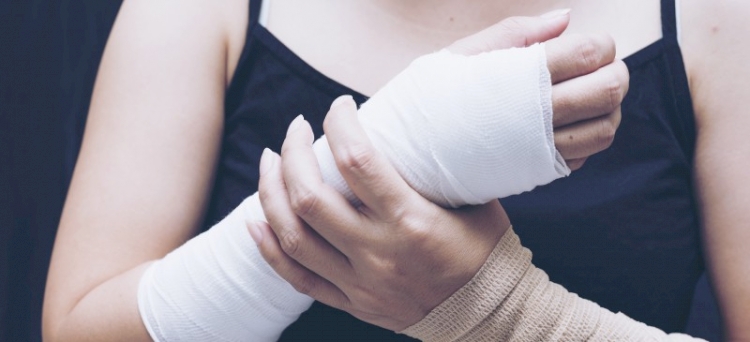 Dados revelam redução de 20% nos acidentes  de trabalhos; a cada quatro vítimas três são homens