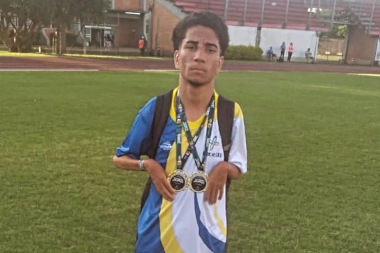‘Meu esforço e a minha capacidade  de treino foram fundamentais para conquistar as medalhas’