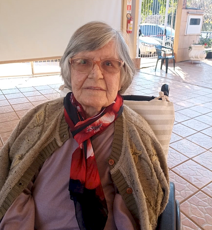 ECOS DO TEMPO: Tereza Grando Viapiana,  quase um século de memórias