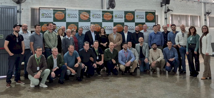 CERMISSÕES SEDIA REUNIÃO SOBRE O FUTURO DO FORNECIMENTO DE ENERGIA  ELÉTRICA